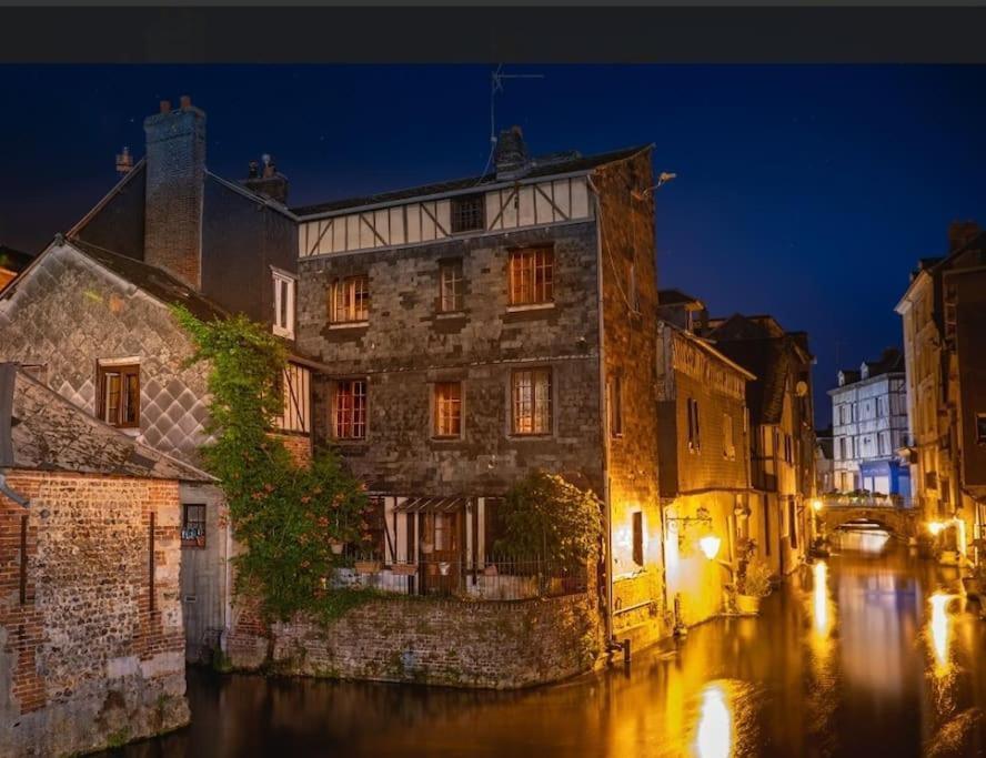 Chic Et Normand, Parking Facile, Wifi Hd Lägenhet Pont-Audemer Exteriör bild